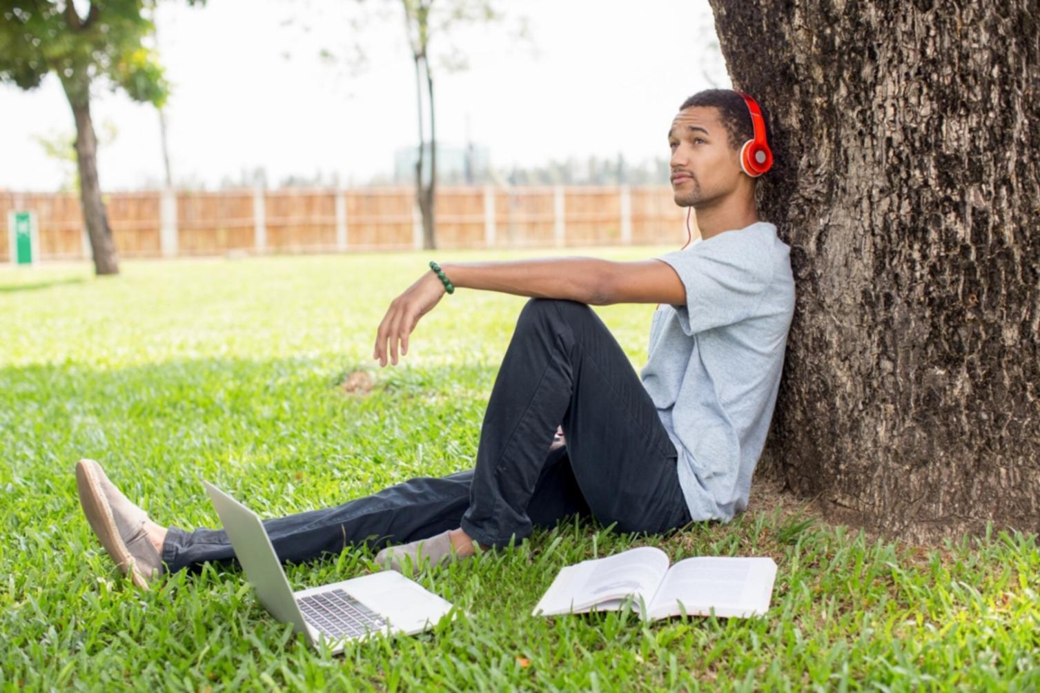 Professionelles Arbeitsumfeld für Finanzberatung